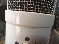 RODE PODCASTER MICROPHONE WHITE | MADE IN AUSTRALIA