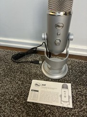 Blue Yeti Professional USB Microphone – Silver