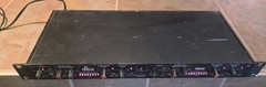 DBX 166 Over Easy Compressor with Gate and Peakstop Gain Reduction Rack Mount