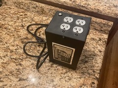 RICHARD GRAY’S POWER COMPANY 400S POWER CONDITIONER IN GOOD WORKING CONDITION
