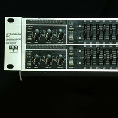 Behringer FBQ3102HD 31-Band Stereo Graphic Equalizer Used Balanced XLR TRS