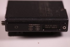 Lectrosonics UM200C Transmitter Block 25 (640.0 – 665.5MHz) Missing Battery Door