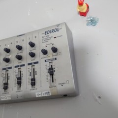 Roland EDIROL M-10E 10 Channel 8 Stereo Mixer good condition ③