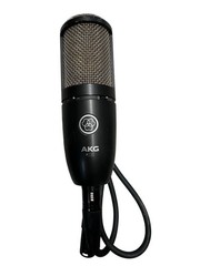 AKG WIRED P220 LARGE DIAPHGRAM CONDENSER MICROPHONE – BLACK (ML) (PBR117592)