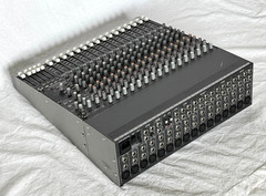 Mackie 1604-VLZ3 16-Channel Premium Mic / Line Analog Audio Mixer Console 1604VL