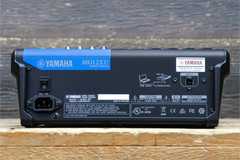 Yamaha MG12XU MG Series (XU Model) 12-Input Stereo Analog Live Mixer w/ Effects