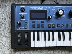Novation MiniNova 37-Key Synthesizer