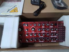 Behringer Synthesizer Neutron Paraphonic Analog Semi-Modular