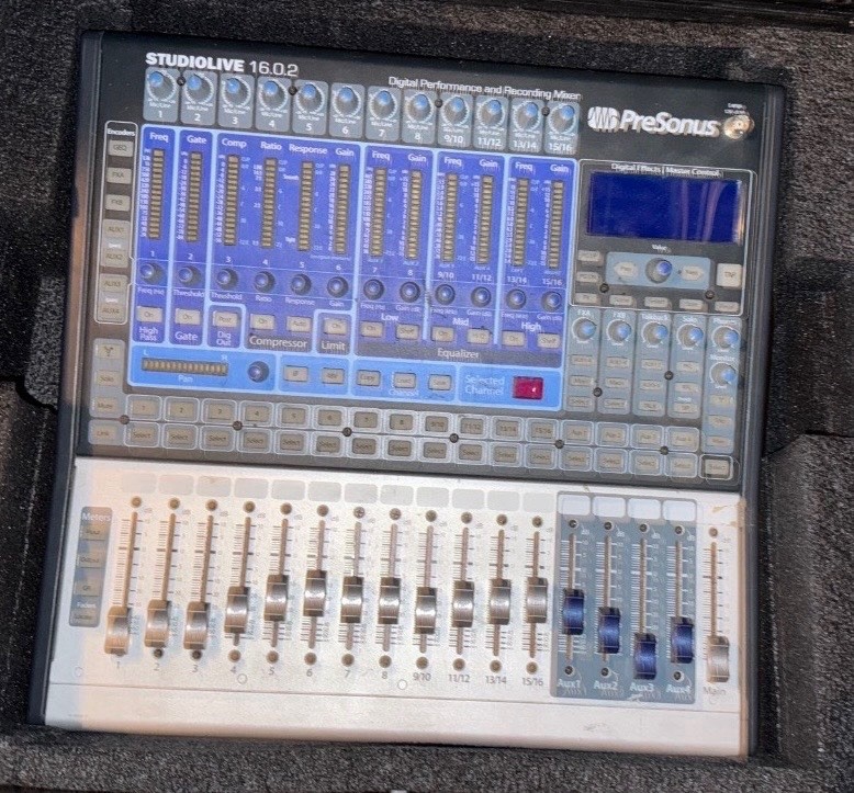 PreSonus StudioLive 16.0.2 Digital Mixer, 16-Channel, Compressor, EQ, Limiter