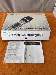 M•HOTEC H-U26 2 UHF Handheld Wireless Microphones with Rechargeable Receiver