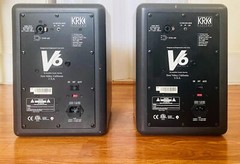 KRK V6 Series 2 one pair of Powered Nearfield Studio Monitor Fully Functional