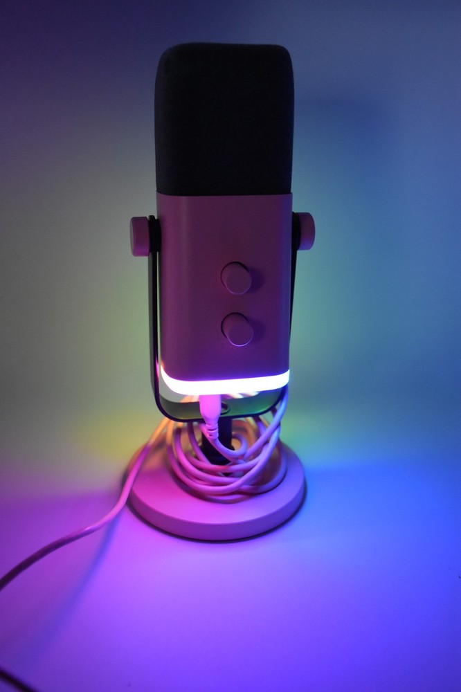 FIFINE XLR RGB Dynamic Podcast Microphone Pink USB Streaming Mic w/ Stand