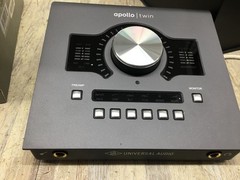 UNIVERSAL Audio Apollo Twin MKII UAD-2 Duo Core Thunderbolt Audio IN BOX