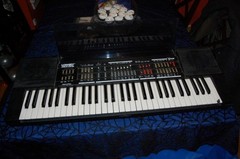 Lowrey Micro Genie V-120/ V120 String Synthesizer Keyboard Analog Drum Machine