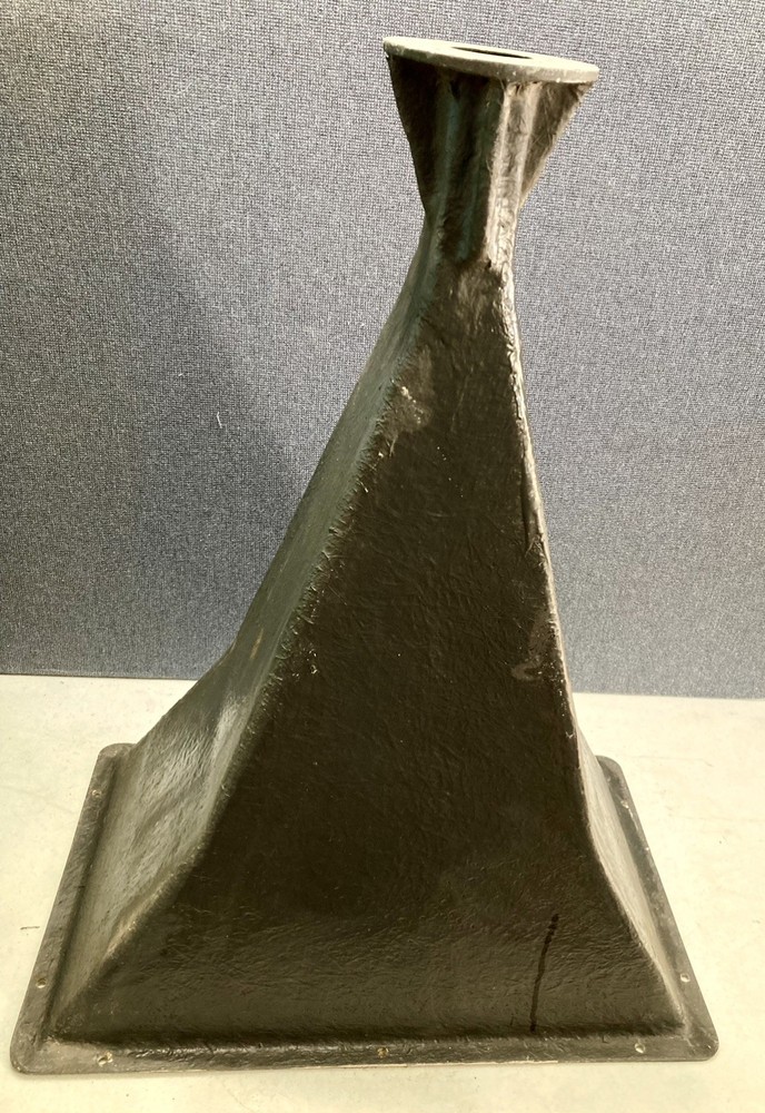 Electro Voice HP420 MONSTER tweeter horn! 24”w x 12”h x 29” deep.
