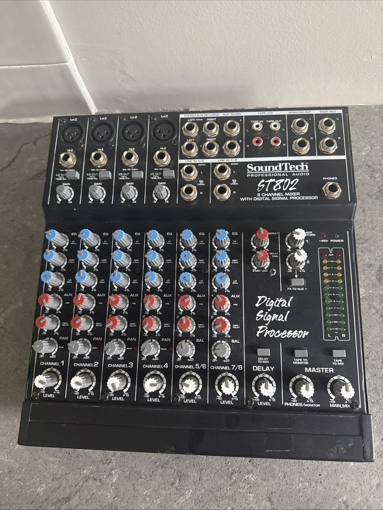 Vtg SoundTech ST892 8 Channel Powered Audio Mixer Digital Signal Processor