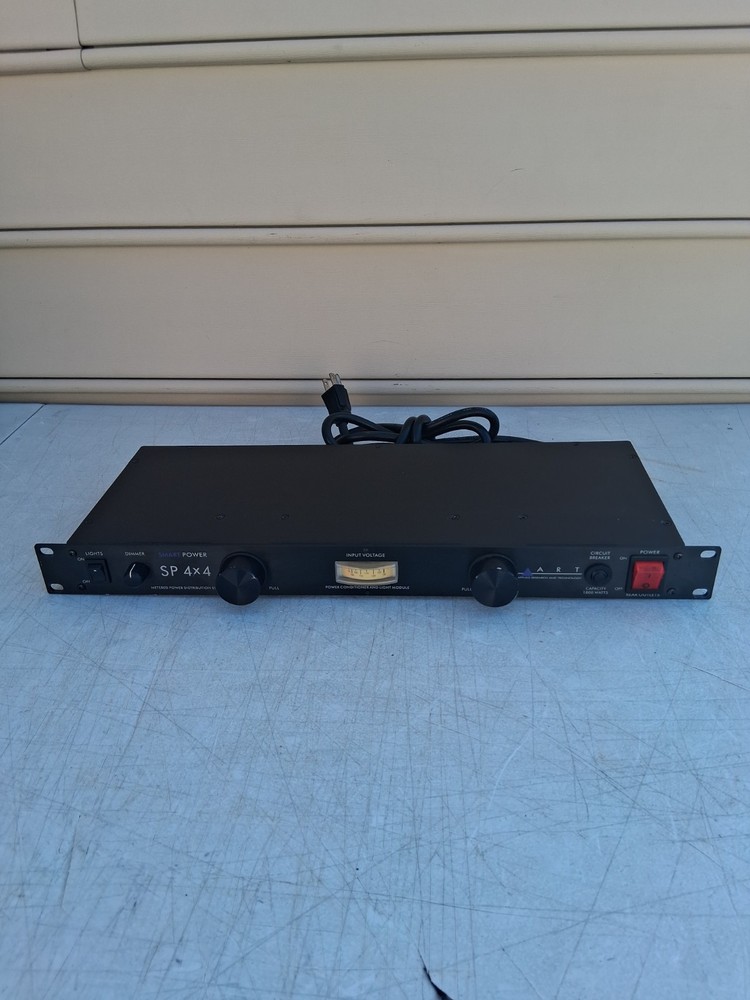 ART SP4x4 Metered Power Distribution System 1800W Rack Mount w/ 8 Rear Outputs
