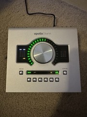 Universal Audio Apollo Twin UAD-2 SOLO Thunderbolt Audio Interface Tested Works