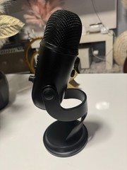 Blue Microphones Yeti USB Microphone Used Works Condition