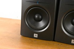 JBL LSR2325P 5″ Two-Way Bi-Amplified Powered Studio Monitor (PAIR) CG010ER