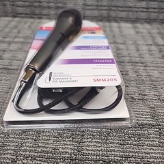 The Singing Machine SMM205 Dynamic Professional Dynamic Microphone + Adapter New