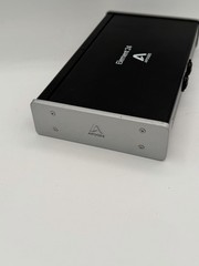 Apogee Element 24 Thunderbolt Audio Interface 24-Ch, 2 Mic In, Optical I/O