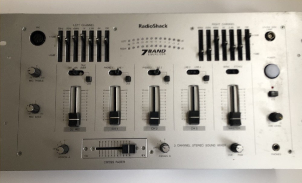 Radio Shack DJ7 Band Equalizer 3 Channel Stereo Sound Mixer Cat No. 32-2057