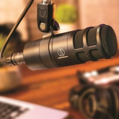 Original Hypercardioid Dynamic Podcast Microphone Studio Microphone AT2040