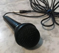 Carol MUD-325 Unidirectional Dynamic Microphone Karaoke Mic Untested As Is