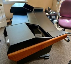 Argosy Dual 15K-803 Keyboard Workstation with Mahogany Trim