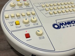Vintage Suzuki Omnichord OM-27 Analog Synthesizer with Case Working!!
