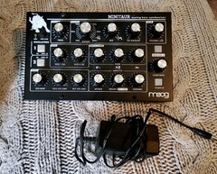Moog Minitaur Analog Bass Synthesizer w/Original Box, Manual & Power Adapter