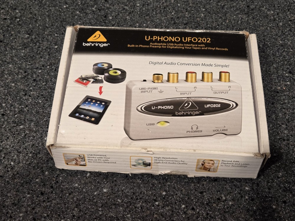 BEHRINGER USB Audio interface U-phono UFO202 Digital output Vinyl Recording