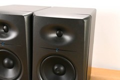 JBL LSR2325P 5″ Two-Way Bi-Amplified Powered Studio Monitor (PAIR) CG010ER