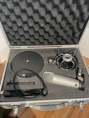 Samson C01U USB Studio Condenser/ Alesis Microphone (Home Studio Equipment)