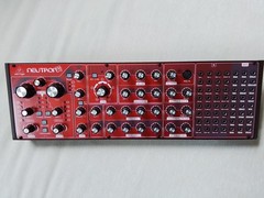 Behringer Synthesizer Neutron Paraphonic Analog Semi-Modular
