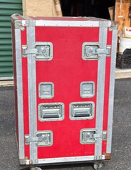 Used Anvil Case w/ Covers that Attach and Convert to Tables