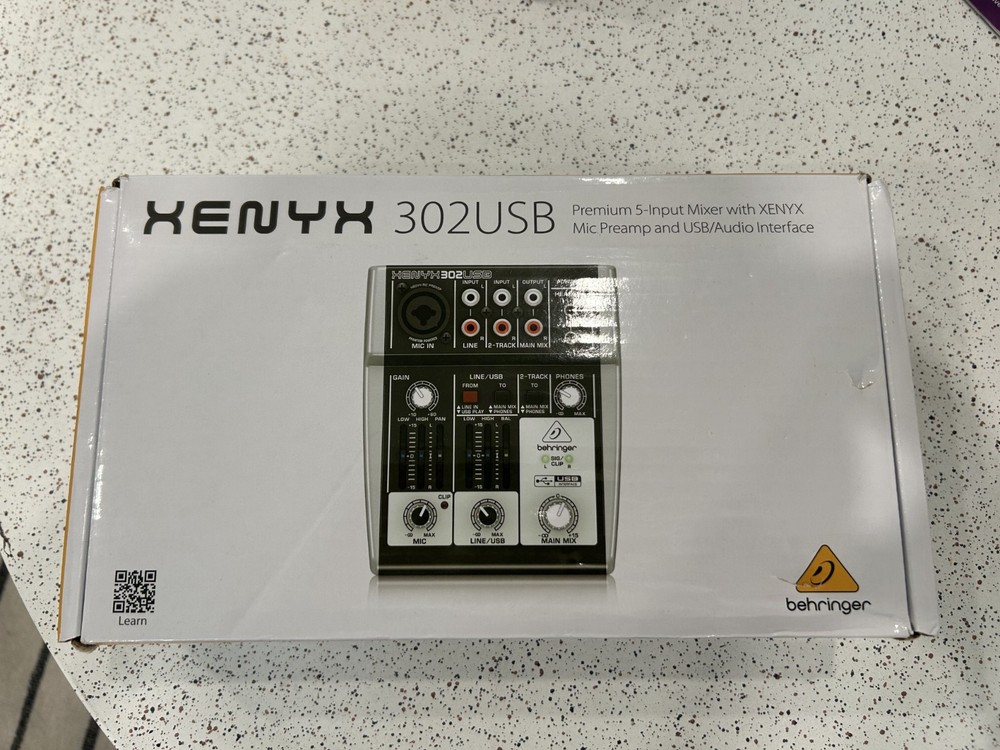 Behringer XENYX302 USB audio interface DAW mixer
