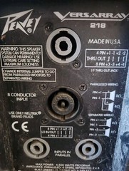 Peavey Versarray 218 18″ Subwoofer with Built In Tilt Back Casters Used Good