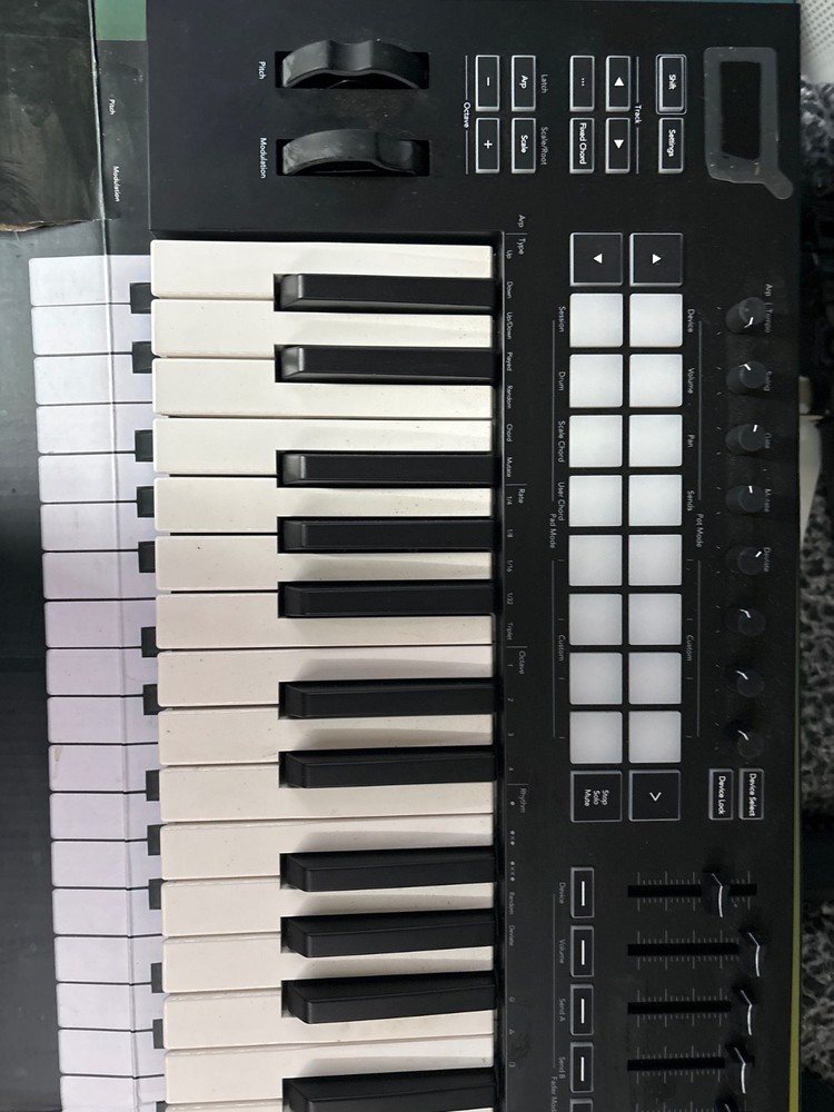 Novation Launchkey 49 MK3 49-key Midi Keyboard Controller Semi-Weighted