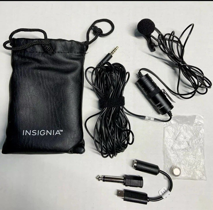 Insignia Universal Omnidirectional Lapel Microphone for most Phones and Cameras