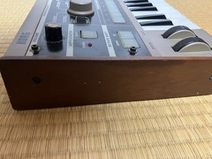 Korg MicroKorg Synthesizer Vocoder Analog Modeling 37-Key Keyboard