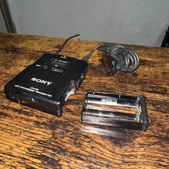 Sony UTX-B2 UHF Transmitter & URX-P2 UHF Tuner, Lavalier Microphone, XLR Output