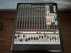 Behringer 16-Input 4-Bus Mixer XENYX XL1600 Tested Working