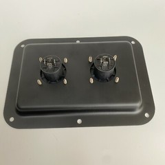 Large Black Metal Speaker Jack Plate W/ Dual SpeakOn NL4MPR Connectors 5″x7″