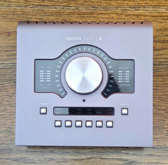 Universal Audio Apollo Twin X | NEVER USED | DOES NOT COME WITH CORDS