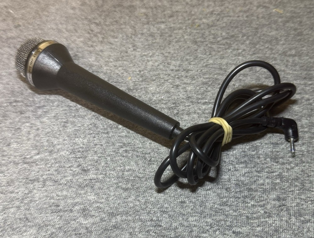 Vintage Radio Shack Dynamic Microphone 33-3019 2.5mm Jack