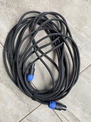 25′ 12GA Neutrik Twist-Lock Connectors Speaker Cable