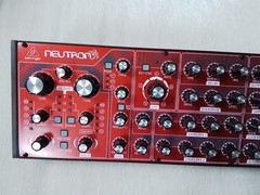 Behringer Synthesizer Neutron Paraphonic Analog Semi-Modular