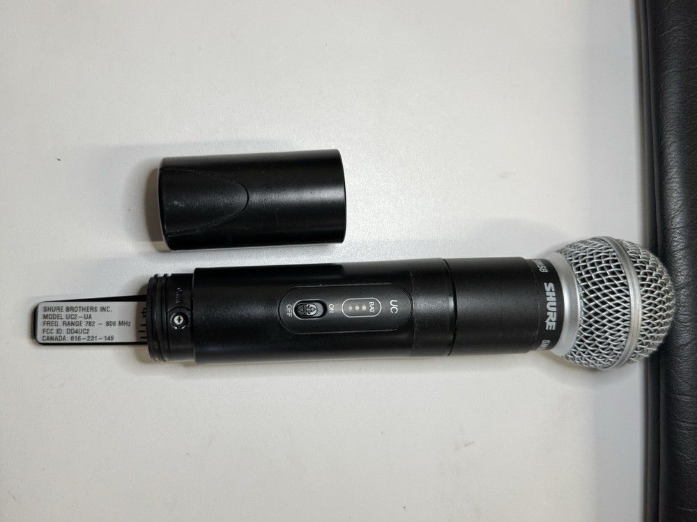 Shure UC2-UA Black Plastic Wireless HandheldDynamic MicrophoneSystem 782-806 MHZ
